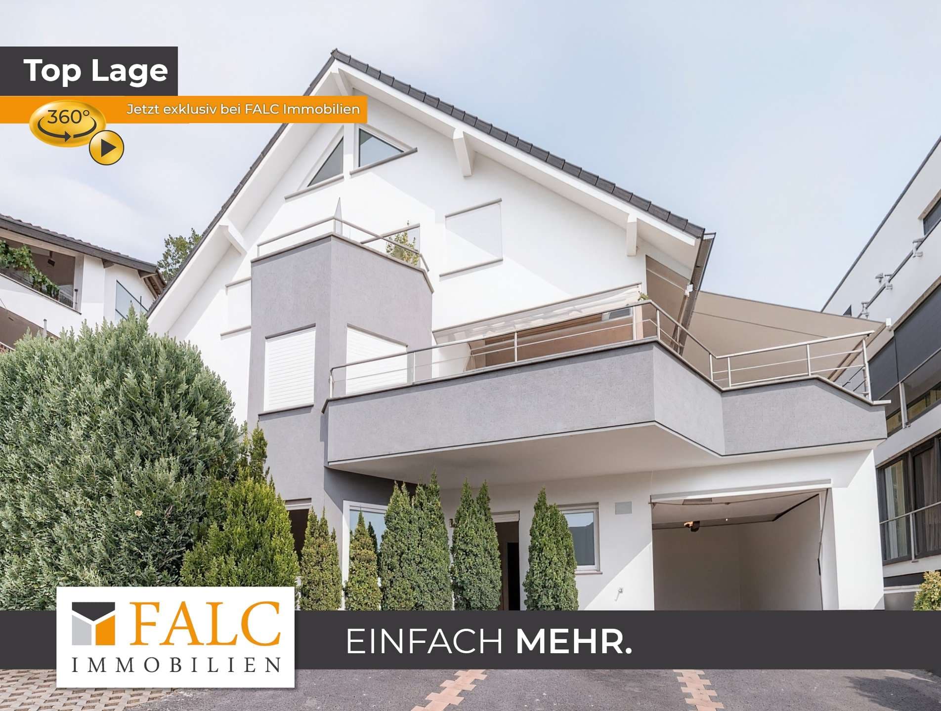 Modernisierte 3-Zimmer-Erdgeschosswohnung mit drei Terrassen, einer Garage und drei Stellplätzen