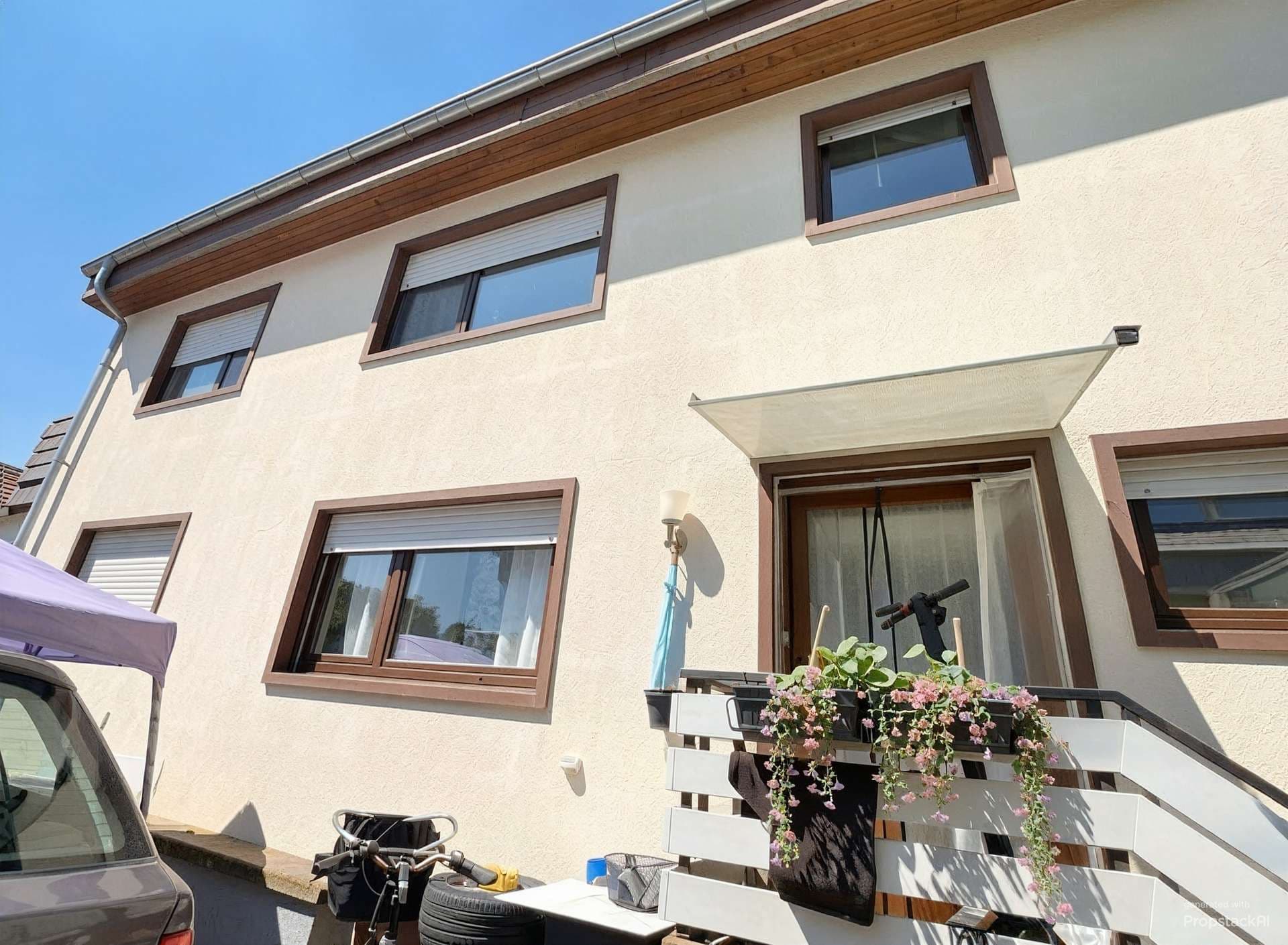 Einfamilienhaus mit großem Grundstück