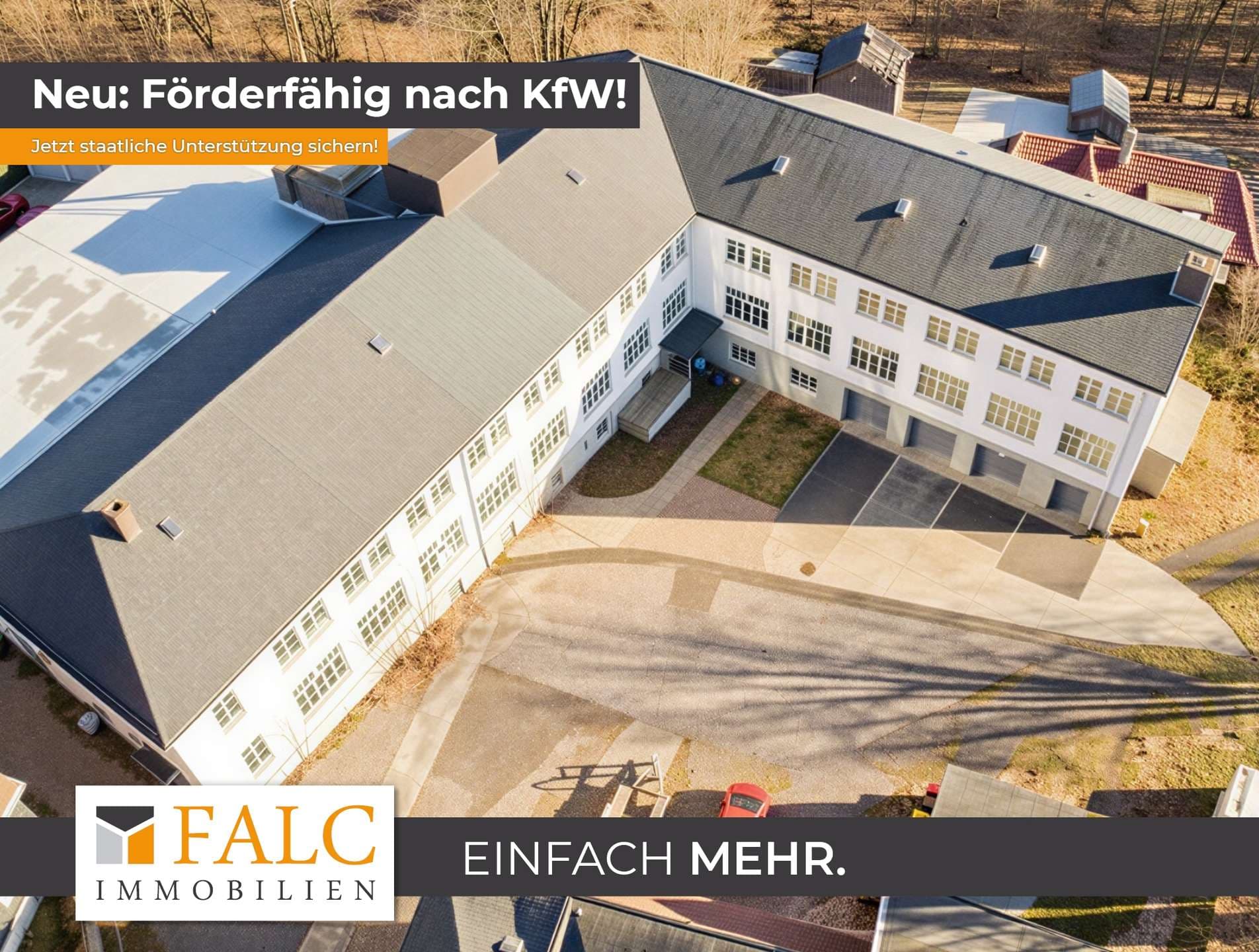Sanierungsbedürftiges Gewerbeobjekt mit rund 2.800 m² Nutzfläche und Entwicklungspotenzial