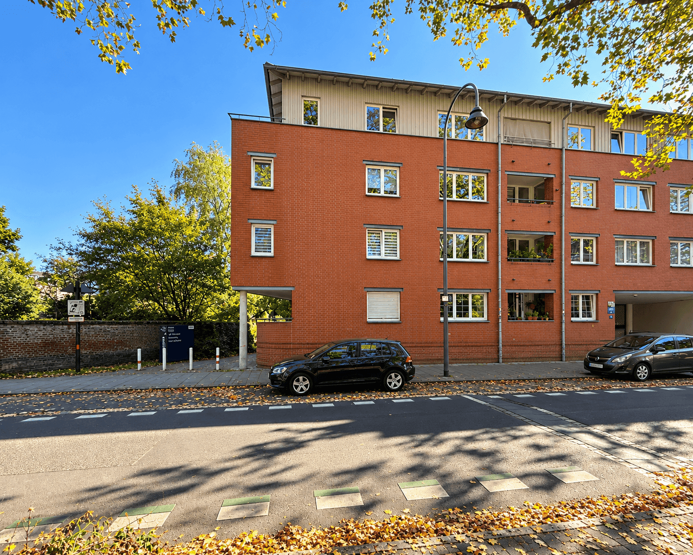Helle 3-Zimmer-Wohnung in gepflegter Wohnanlage – ruhige Endetage mit Balkon und Blick ins Grüne