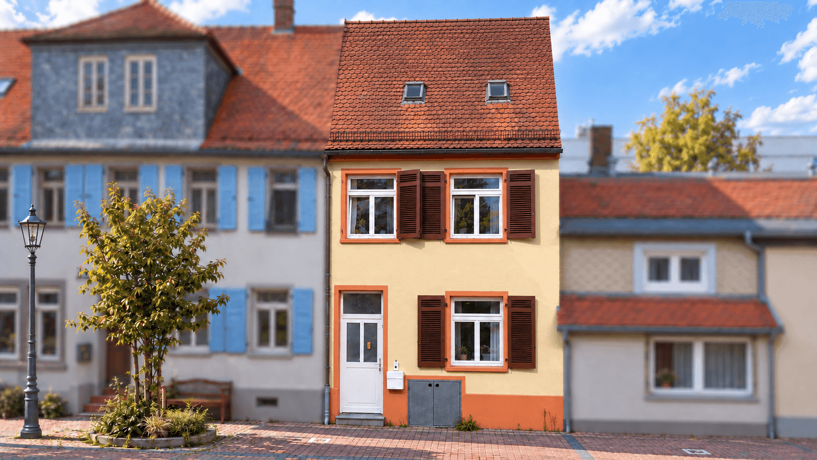 Traumhaftes Townhouse in Oberursel, Bestlage – mit genehmigtem Ausbaupotenzial