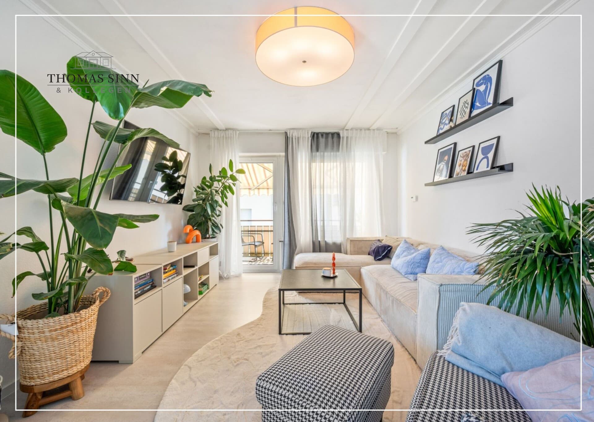 3 Zimmer + Südbalkon + Garage + weitere Extras:
Hier stimmt das Gesamtpaket!