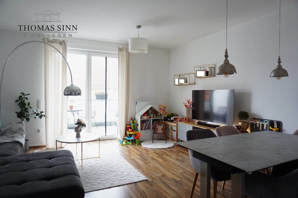 Home Sweet Home - Liebevolle 2,5 Zimmer Maisonette Wohnung mit Reihenhaus-Charakter und Garage