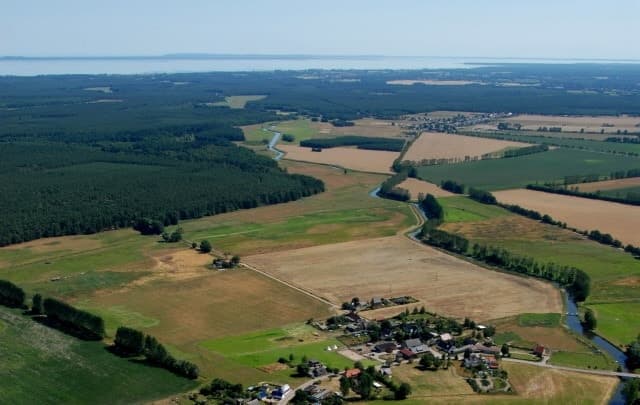 Preiswert bauen - Küstennähe - romantisches Dörfchen in Stadtnähe