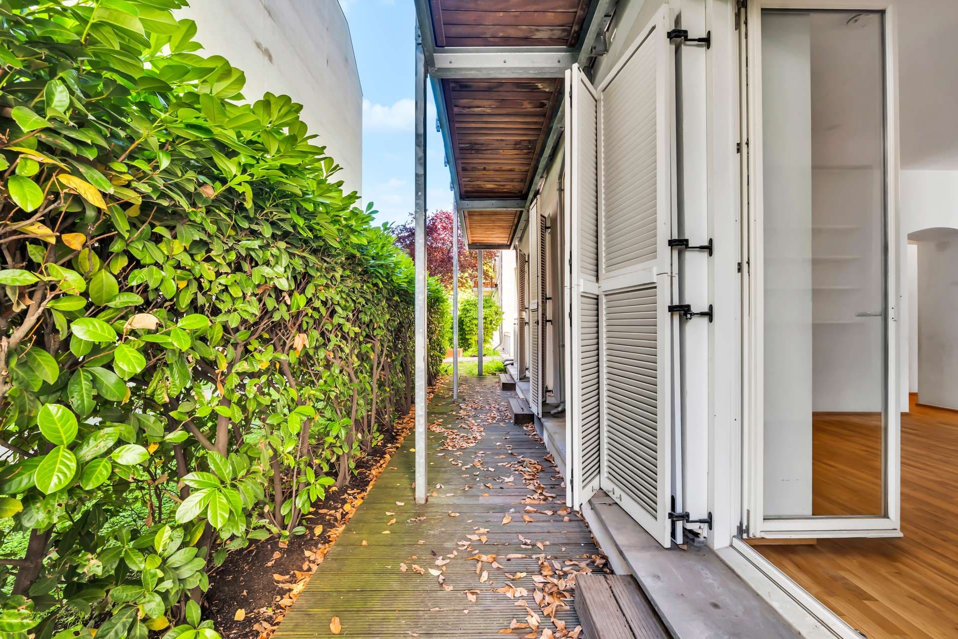 Lichtdurchflutete 3-Zimmer-Erdgeschosswohnung mit großer Terrasse