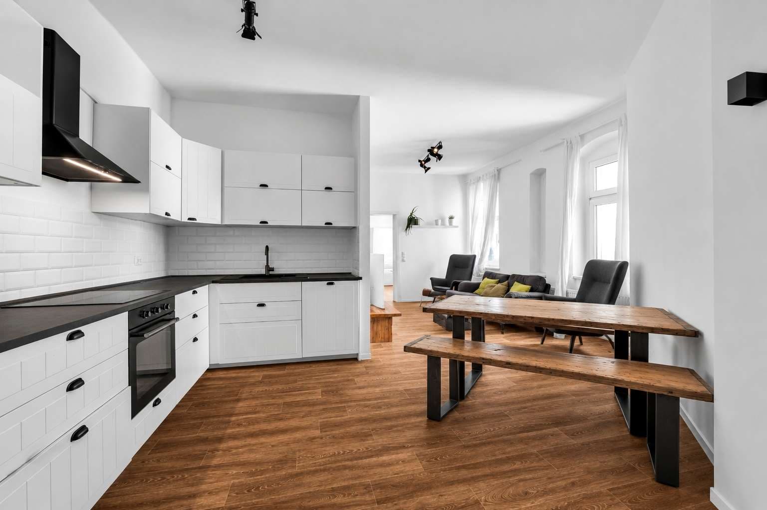Stilvoll modernisiertes Altbaujuwel im Zentrum von Friedrichshain!