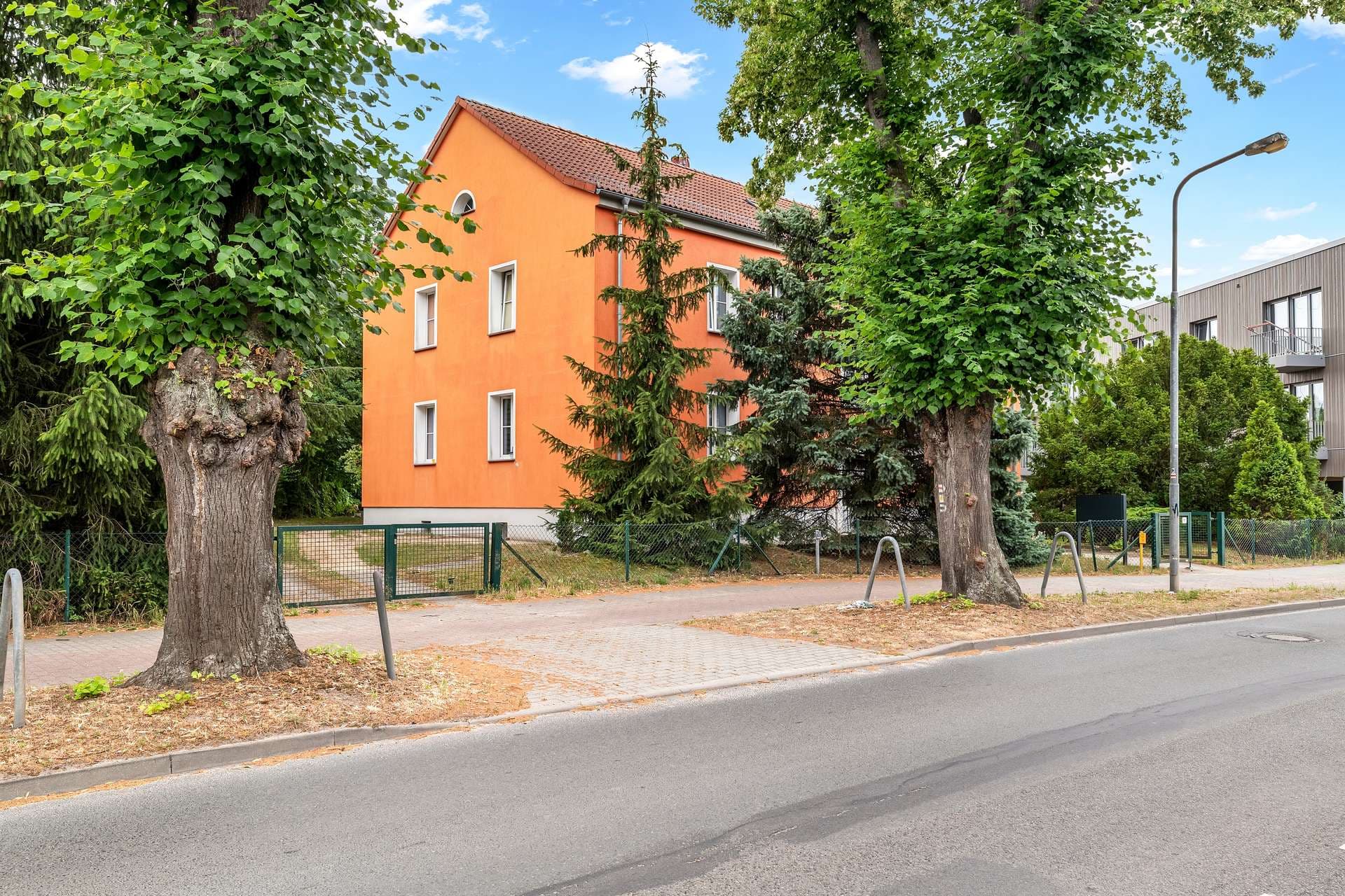 Mehrfamilienhaus als attraktive Kapitalanlage mit Entwicklungspotenzial im Herzen von Caputh