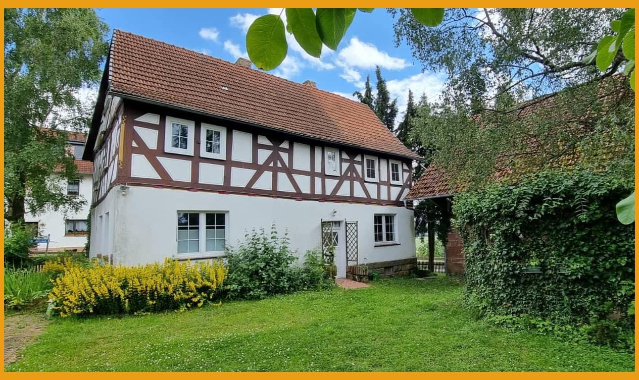 HISTORISCHES HOFANWESEN IN RUHIGER LAGE!
KEINE KÄUFERPROVISION