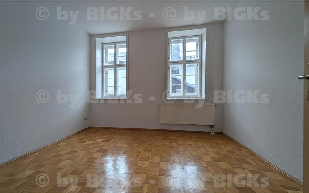 BIGKs - Suhl OT Schmiedefeld 3-Raum-Wohnung, sep. Küche und Garten (-;)