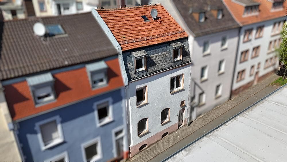 +++Großzügiges Stadthaus mit Charme: Viel Platz für die Familie in Zentrumsnähe, mit Terrasse und Garten+++