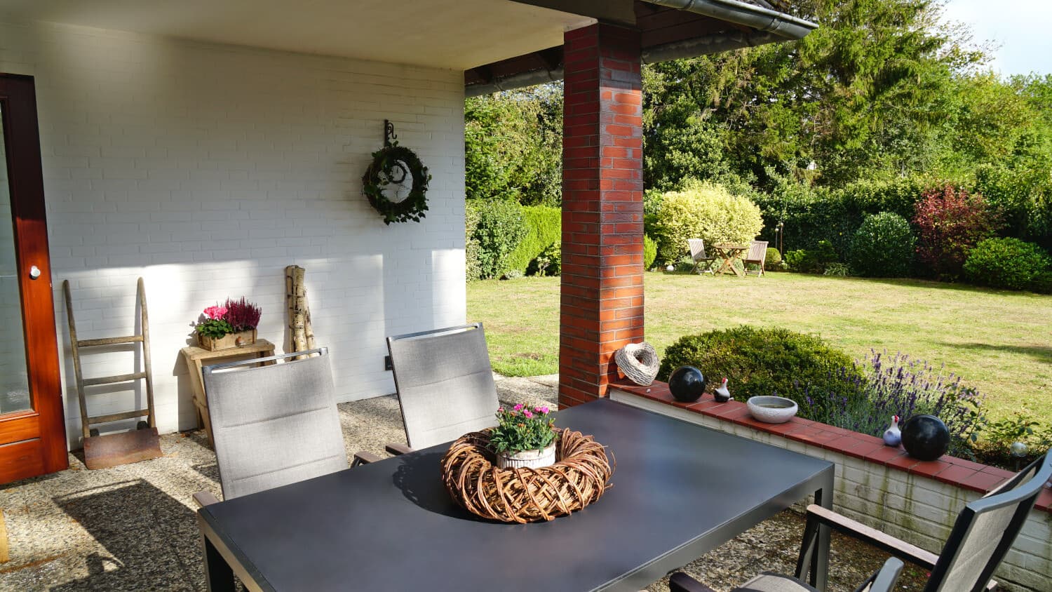 Einfamilienhaus zur Miete - Komfortables Wohnen mit Sauna, Kamin und Garten in Süderbrarup