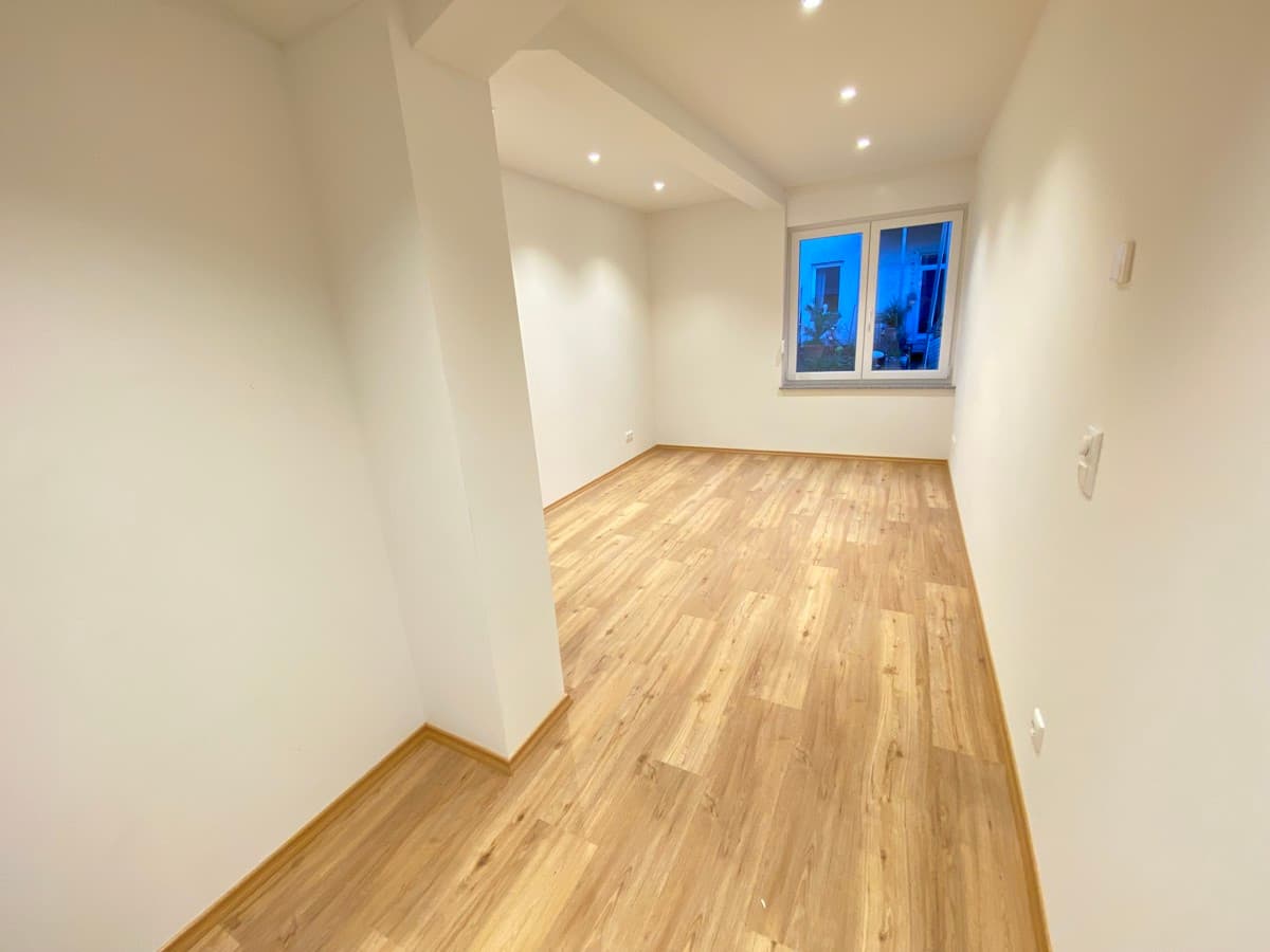 Wohngemeinschaft mit 5 Einzelzimmer und 2 Bädern