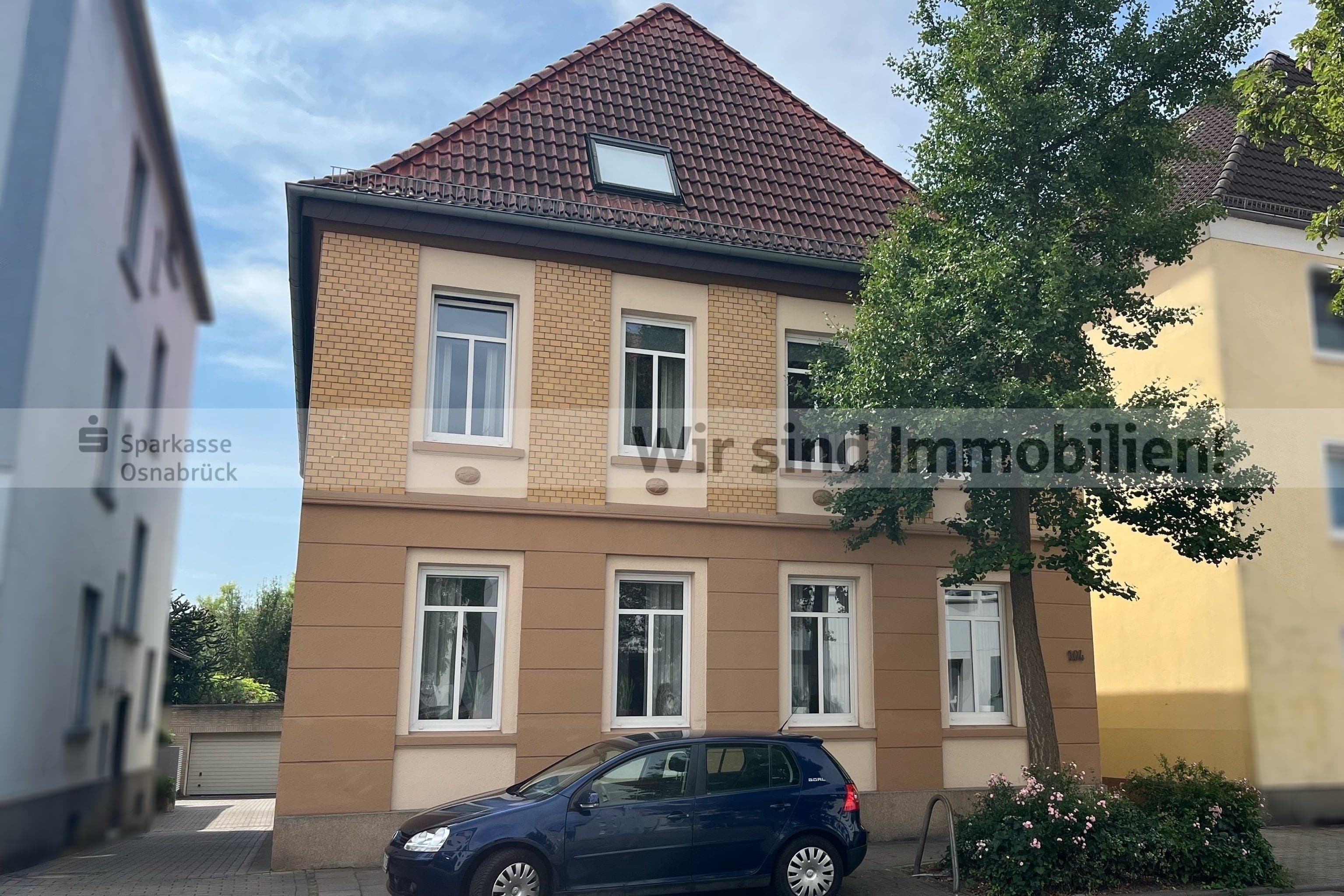 Charmantes Dreifamilienhaus mit großem Garten