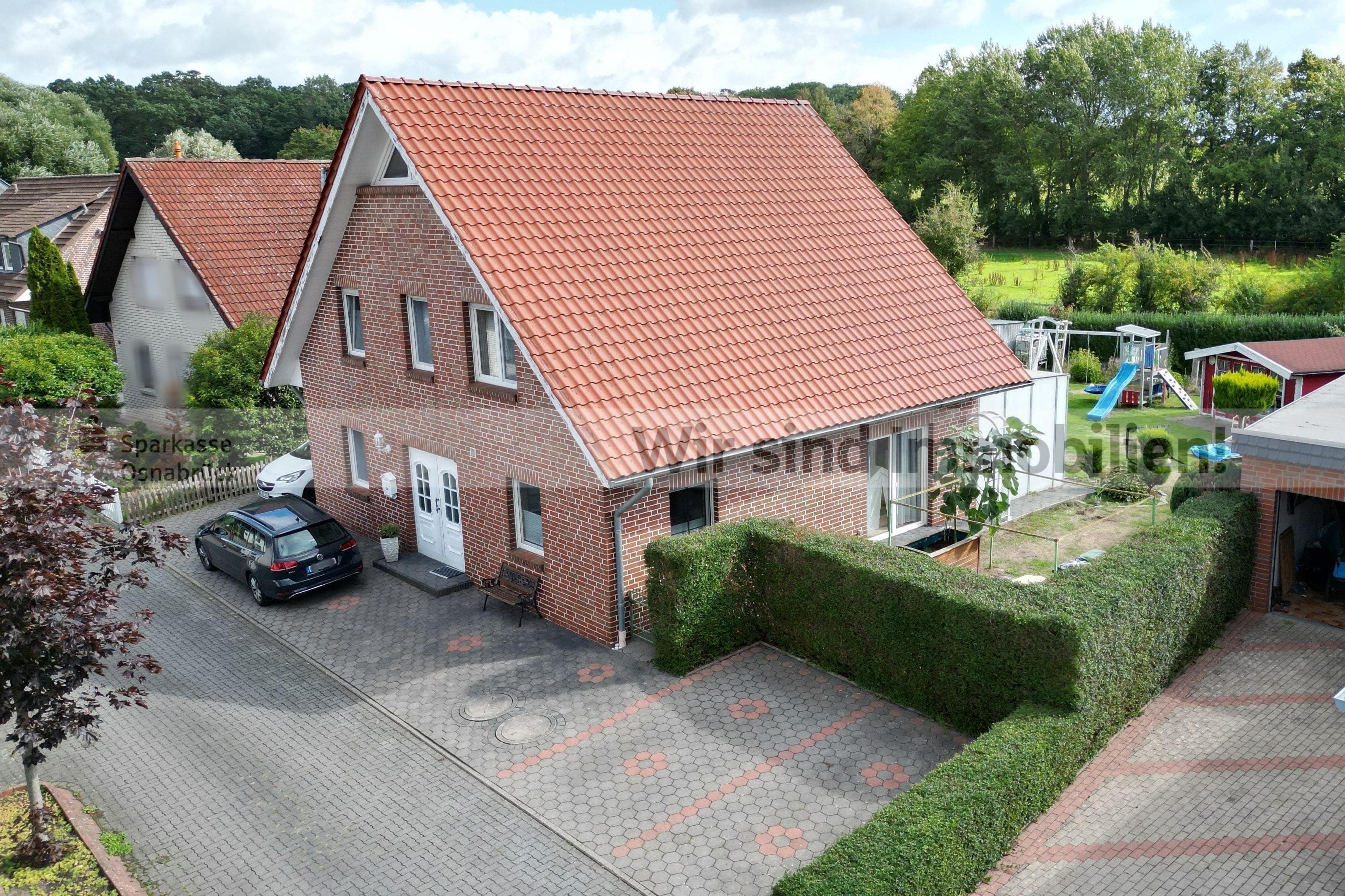 Familientraum in grüner, ruhiger, zentraler Lage !
