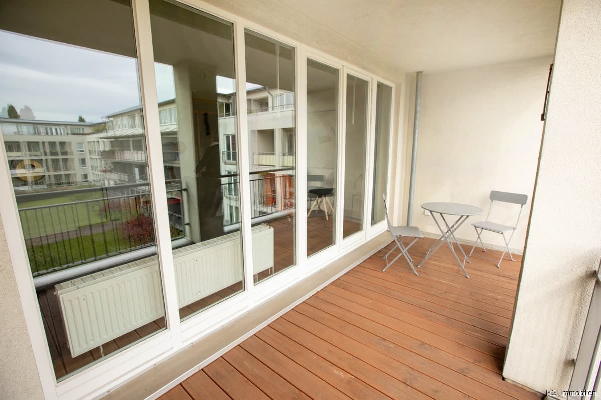 schicke möblierte Zweizimmer-Wohnung mit Balkon ab 1. Januar 2027 zu mieten