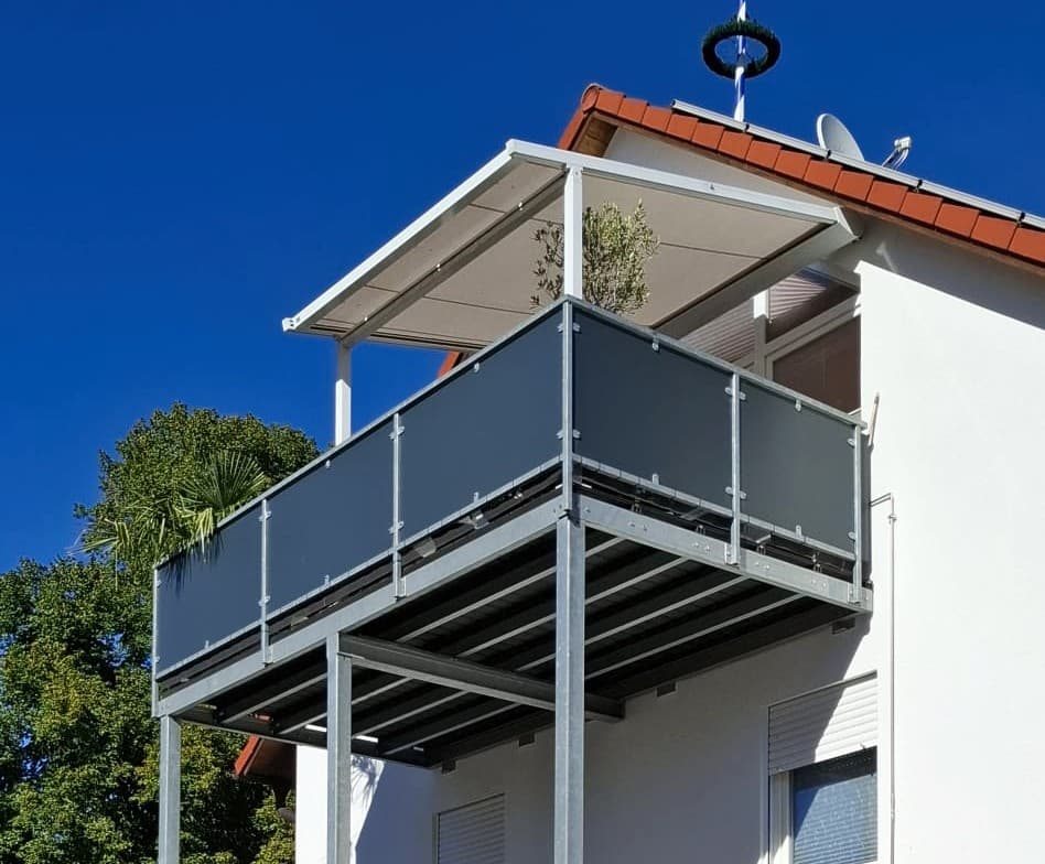 Erding/Lgg.- moderne 3 Zi. W. Balkon-Dt-Terrasse-Gge-Stpl.