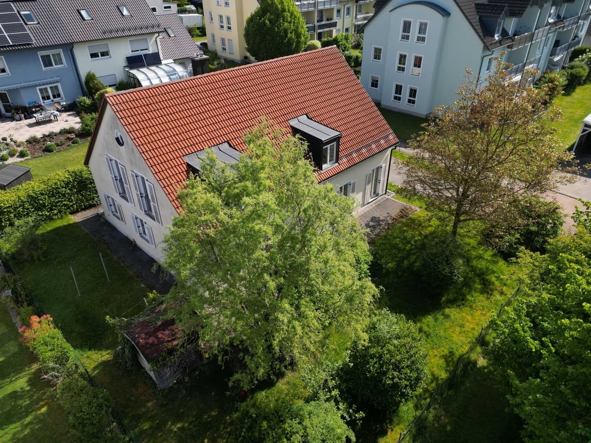 Großzügiges Einfamilienhaus mit Einliegerwohnung in ruhiger Lage von Weiden-Rothenstadt