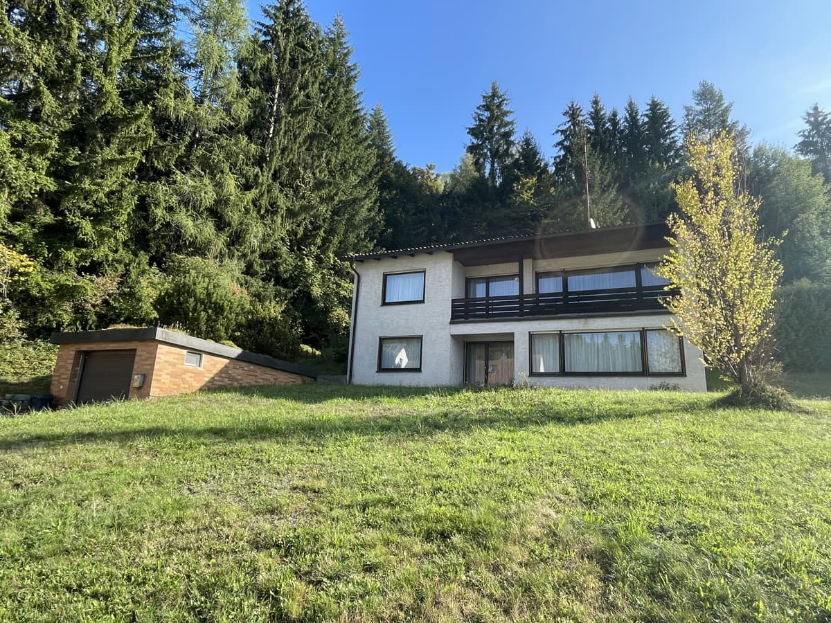 Idyllische Waldrandlage in beschaulicher Ortschaft - Wohnhaus mit Potenzial
