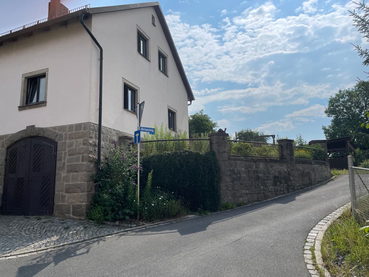 Geräumiges Einfamilienhaus im Herzen von Floß zu verkaufen