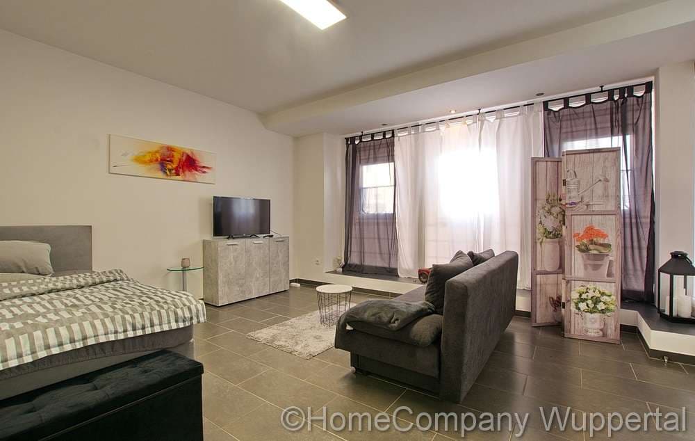 Modernes Apartment mit DSL und guter Infrastruktur in Wuppertal-Wichlinghausen