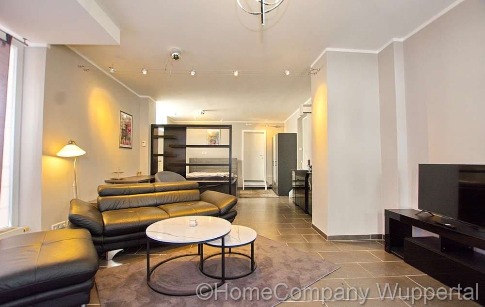 Großzügiges Apartment mit DSL und guter Infrastruktur in Wuppertal-Wichlinghausen