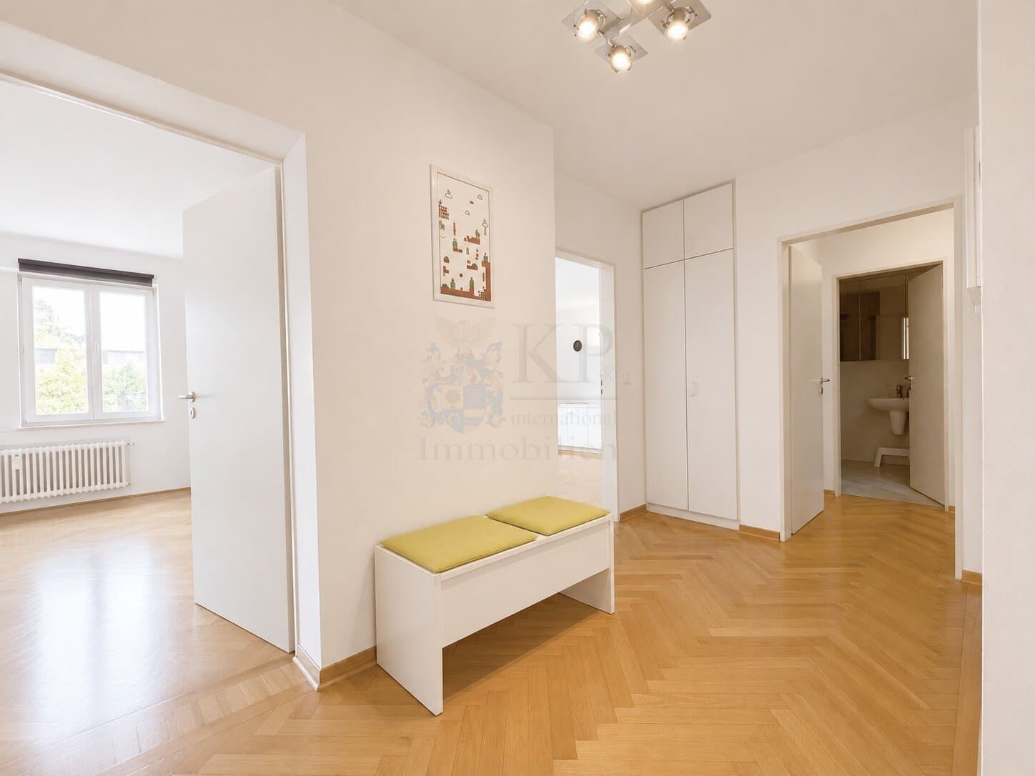 WIESBADEN: HELLE 3 ZIMMER WOHNUNG IM ZENTRUM MIT BALKON UND STELLPLATZ