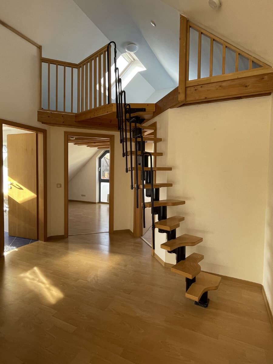 AS-Immobilien.com+++interessante 3 Zimmerwohnung mit Galerie im Spitzboden in Jossgrund-Oberndorf+++