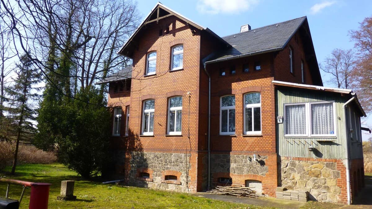 Großzügiges Haus und Grundstück in 04924 Bad Liebenwerda