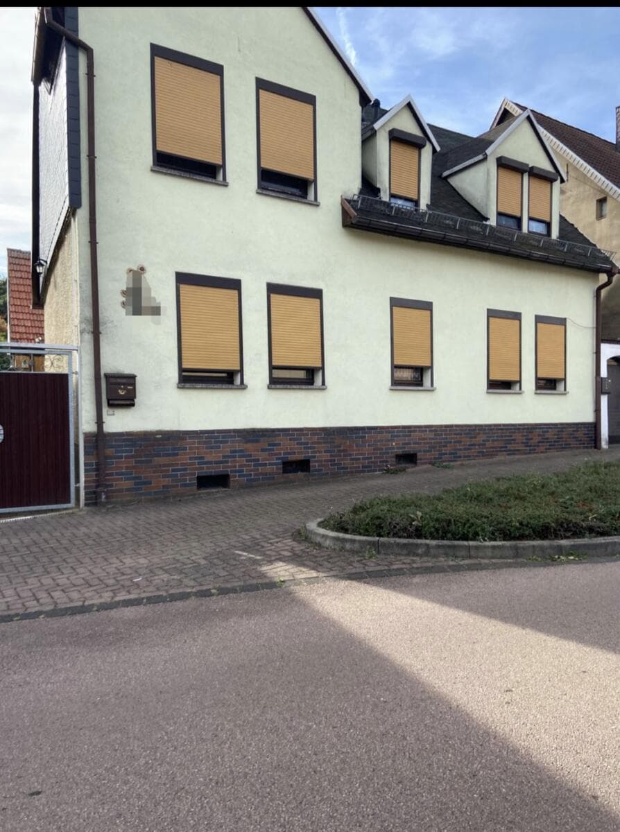 Solides Einfamilienhaus in Wimmelburg: Großer Garten, 30m² Komfort-Terrasse & sofort bewohnbar! -VB - PROVISIONSFREI !!!