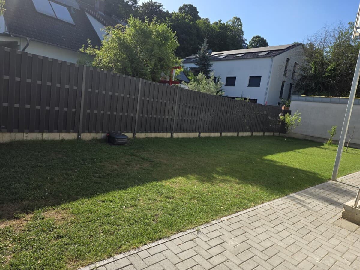 2 Familienhaus zu verkaufen