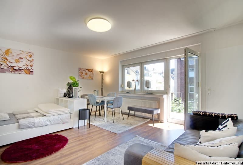 Schön möbliertes Apartment im Stadtteil Pempelfort, mit Balkon Richtung Süd-West.