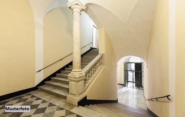 Großzügige Maisonettewohnung mit Balkon, Loggia & großer Terrasse