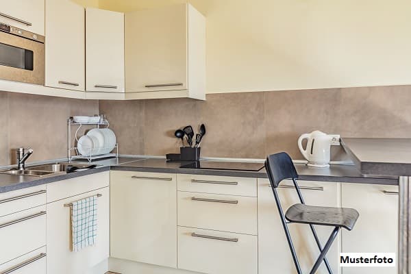 Charmante 2-Zimmer-Wohnung mit Loggia & Lift auf 58 m²