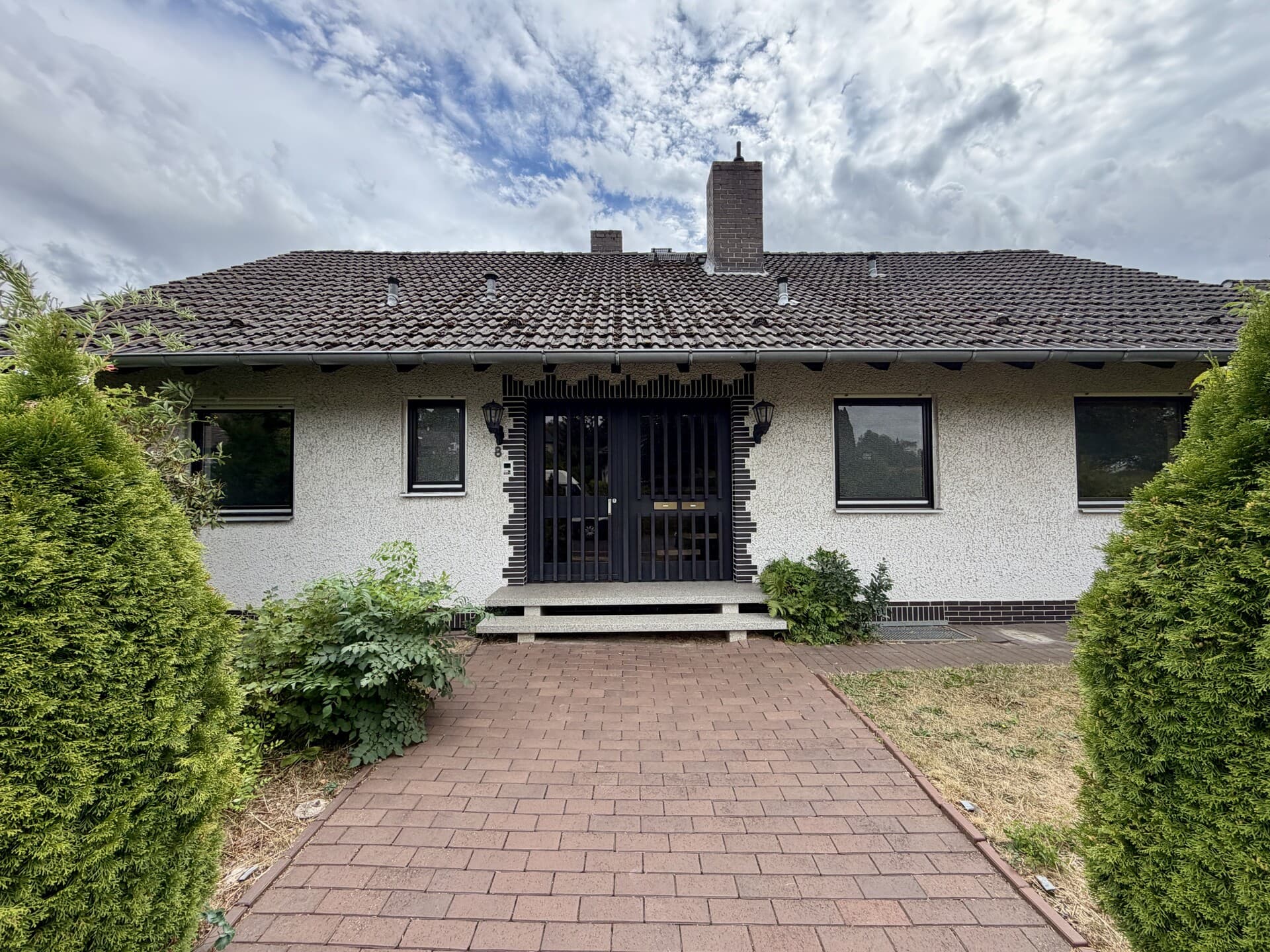 Winkelbungalow mit viel Potenzial in Homberg (Efze)! Keine Käuferprovision!