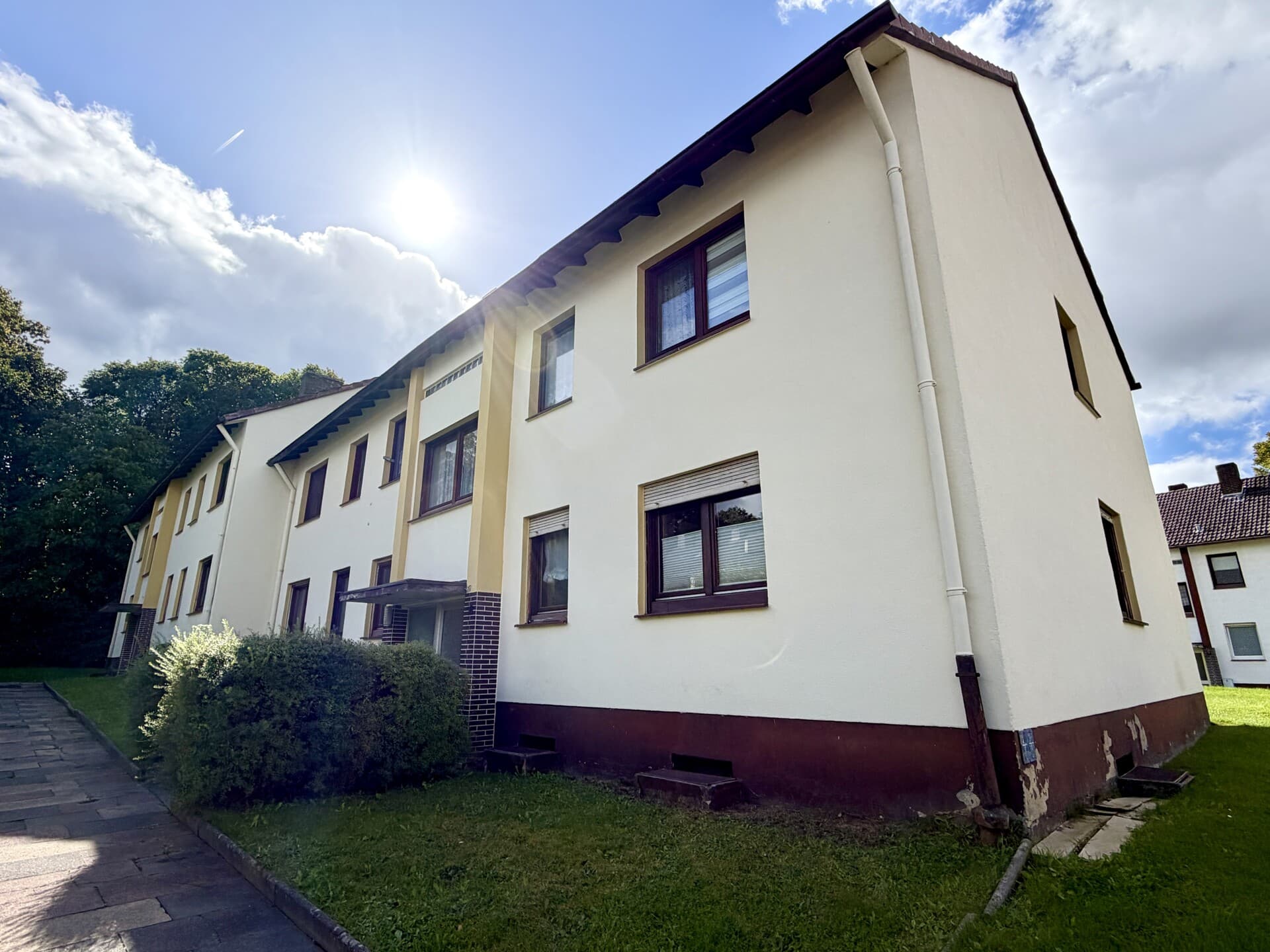 Mehrfamilienhaus-Ensemble mit acht Wohneinheiten in Homberg (Efze)! Keine Käuferprovision!