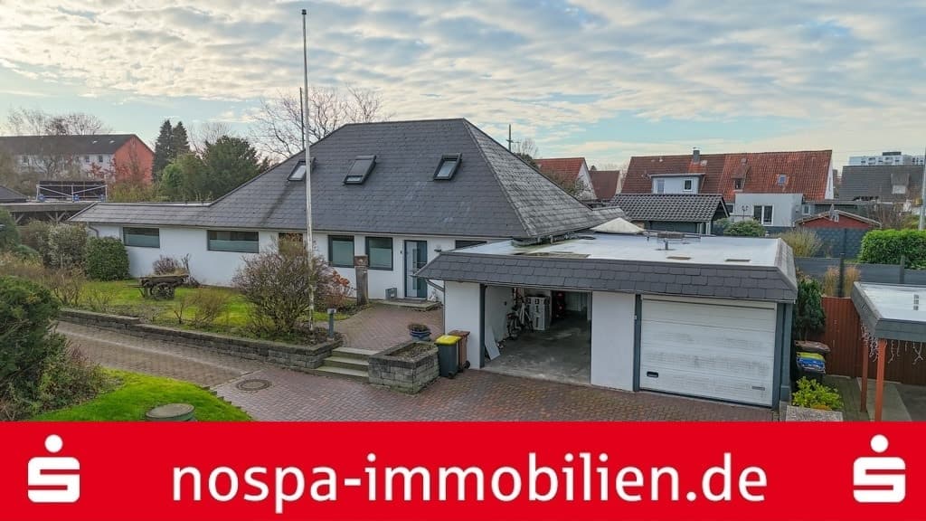 Großzügiges Einfamilienhaus mit Schwimmbad