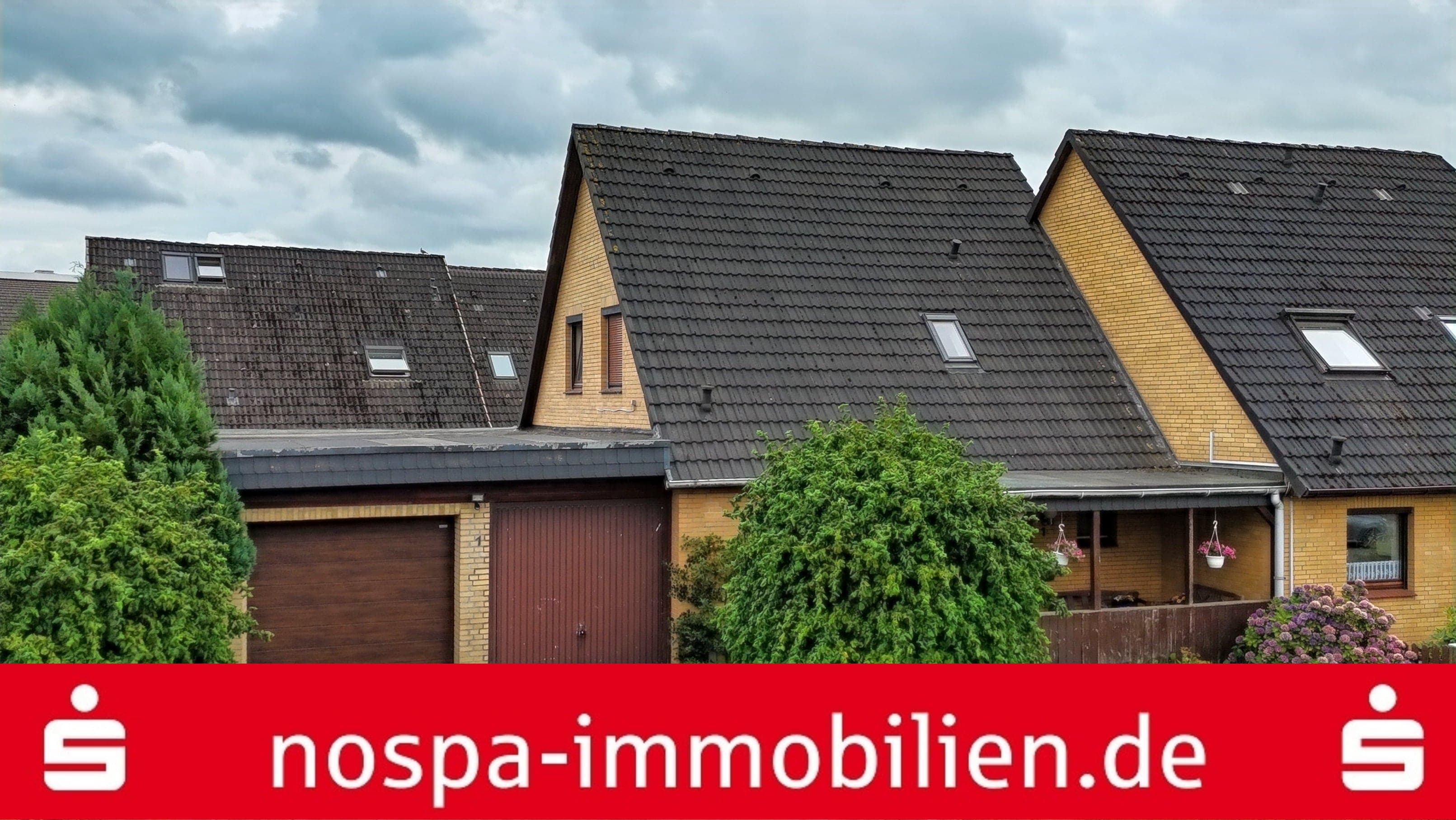 Solides Zuhause mit Garten, Terrasse und Garage