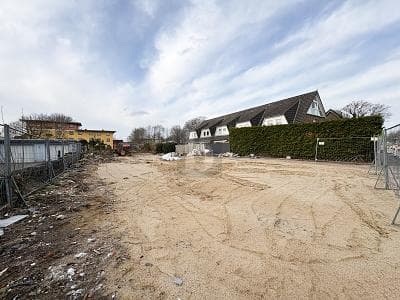 BAUMÖGLICHKEIT FÜR INVESTOREN UND BAUTRÄGER