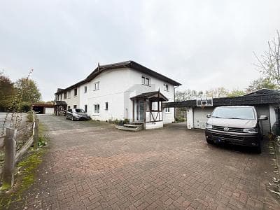 IHRE BESSERE HÄLFTE MIT 2 WOHNEINHEITEN
