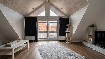 TOPLAGE, KERNSANIERT, VERMIETET - STARKE RENDITE