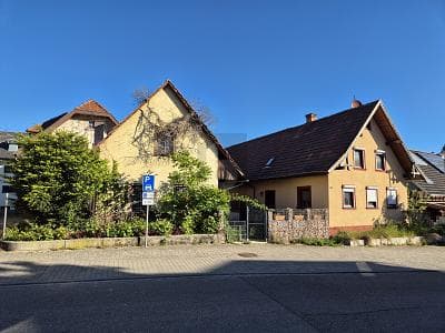 CHARMANTES LANDHAUS MIT SCHEUNE & WERKSTATT