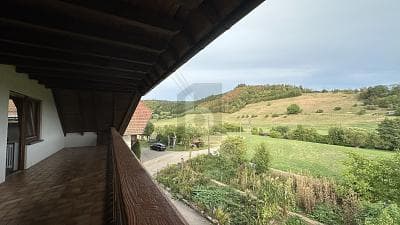 WOHNEN MIT NATURBLICK UND EIGENER QUELLE