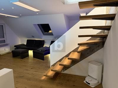 LUXURIÖSES SMART-HOME MIT PREMIUM AUSSTATTUNG
