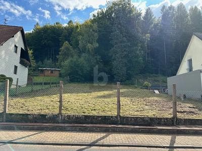 SUPER LAGE UND AUSRICHTUNG, ERSCHLOSSEN, B-PLAN