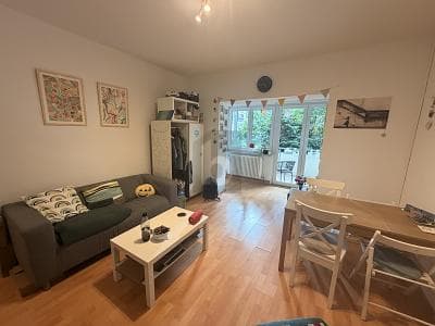 ZWEI-ZIMMER-PERLE IN FREIBURGS OBERWIEHRE