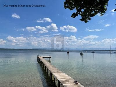 FÜR BAUTRÄGER: BEGEHRTE LAGE AM STARNBERGER SEE