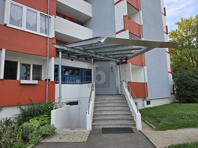 WOHNTRAUM MIT ZWEI BALKONEN