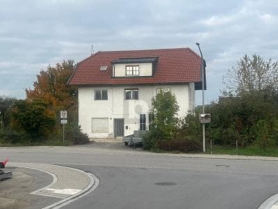 BAUVORHABEN IN BESTE LAGE MIT ALTBESTAND