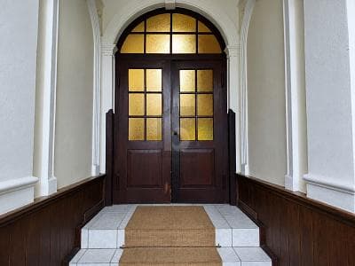 HISTORISCHES RENDITEOBJEKT