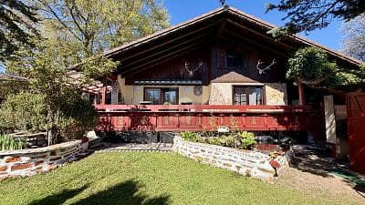URIGES REFUGIUM MIT LANDHAUS-CHARME